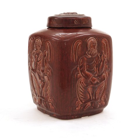 Jais Nielsen for Royal Copenhagen: A large lidded 
jar. #2964. Signed. H: 25cm