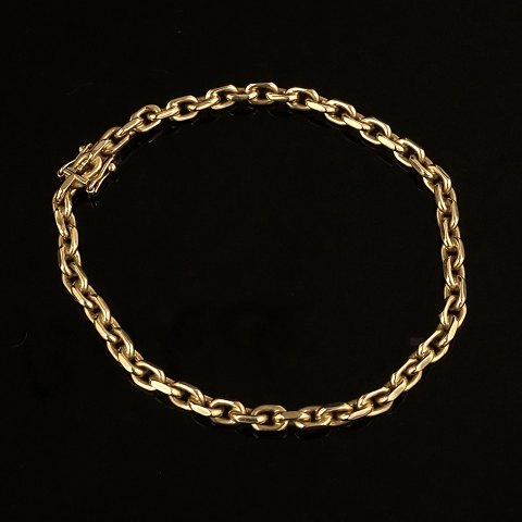 14kt gold Anchor bracelet. L: 19,5cm. W: 12gr