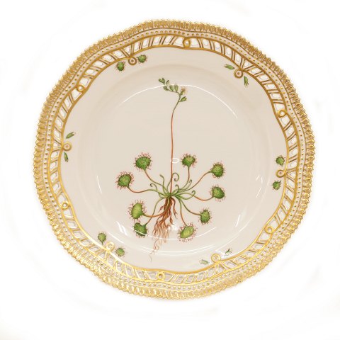 Flora Danica plate by Royal Copenhagen. #3554. D: 
22,5cm
