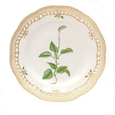 Royal Copenhagen Flora Danica porcelain dinner 
plate. #3553. D: 25,5cm