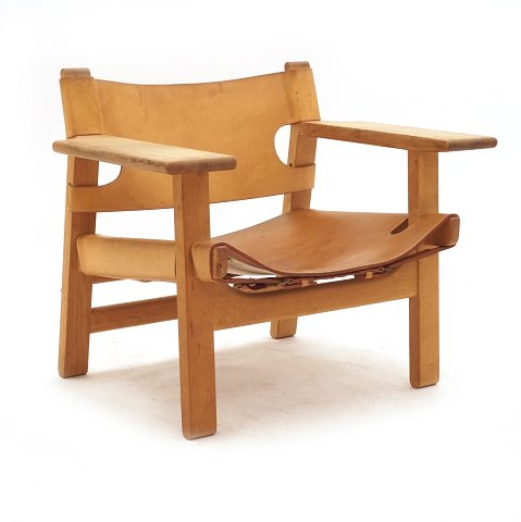 Der "Spanische Stuhl" von Børge Mogensen mit 
originalem cognacfarbenen Kernleder. Guter Zustand