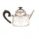 Hans Christian Winther, Copenhagen, 1786-ca. 1813: An Empire silver teapot. H: 
13,5cm. W: 513gr
