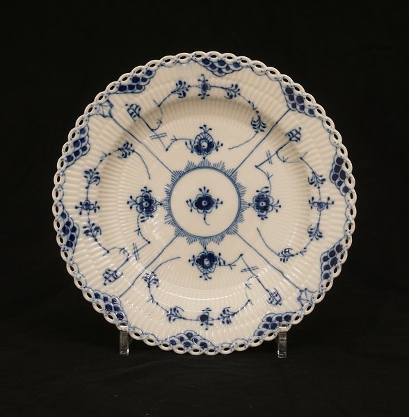 Royal Copenhagen blue fluted full lace deep plate. #1079 D: 22,5cm