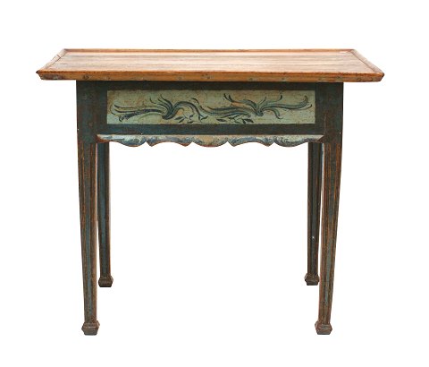 Original decorated table. Manufactured in Norway 
around 1780.