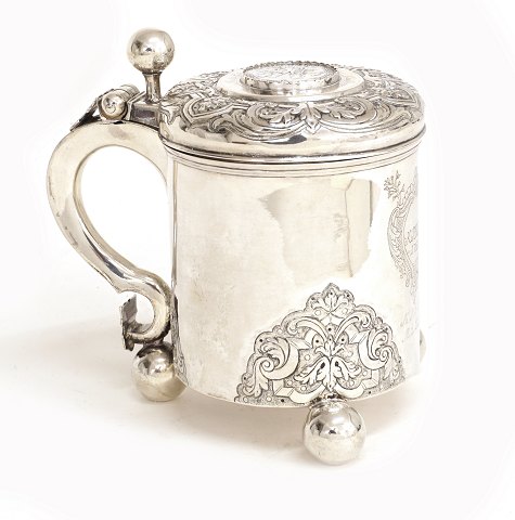 Børge Mikkelsen, 1738-68, Aalborg: Barok drikkekande af sølv. H: 16,8cm. V: 691gr