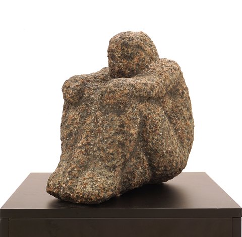 Otto Pedersen, 1902-95: Skulptur af Granit. H: 31cm. L: 35cm