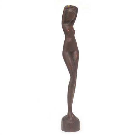 Grosse Holzfigur von Otto Pedersen, Odense, 
1902-95. Signiert. H: 70cm