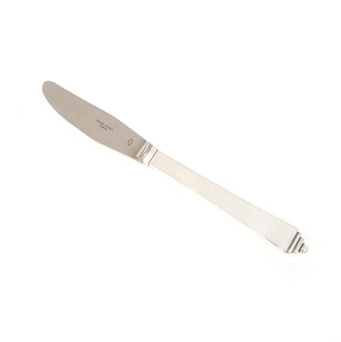 Georg Jensen Pyramide frokostknive. Sterlingsølv og stål. Design af Harald Nielsen. L: 20,6cm