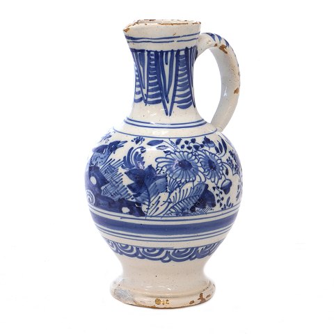 St. Kongensgade faience jug Copenhagen circa 1740. 
H: 22cm