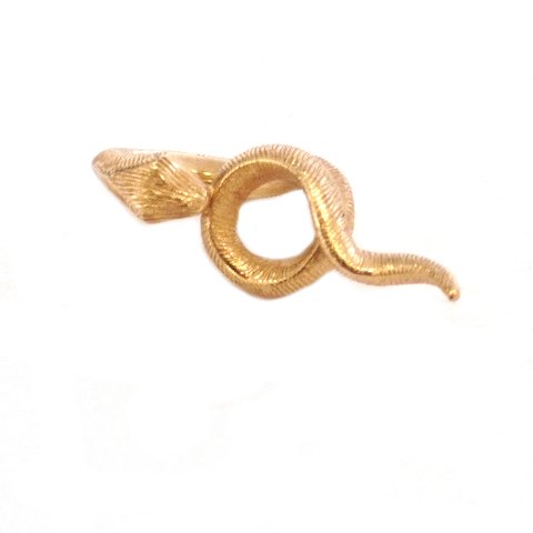 Ole Lynggaard mini charm snake i 18kt guld. Mål: 
17x6mm