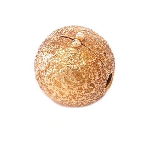 Ole Lynggaard kuglelås til enkeltradet halskæde udført i 14kt guld. D: 10mm