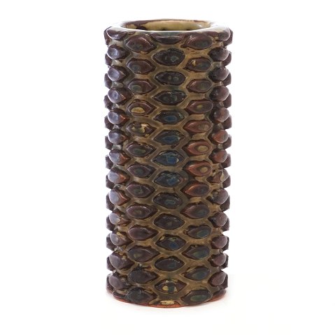 Early Axel Salto, 1889-1961, stoneware vase signed Salto 1941/47. H: 15,2cn. D: 7cm