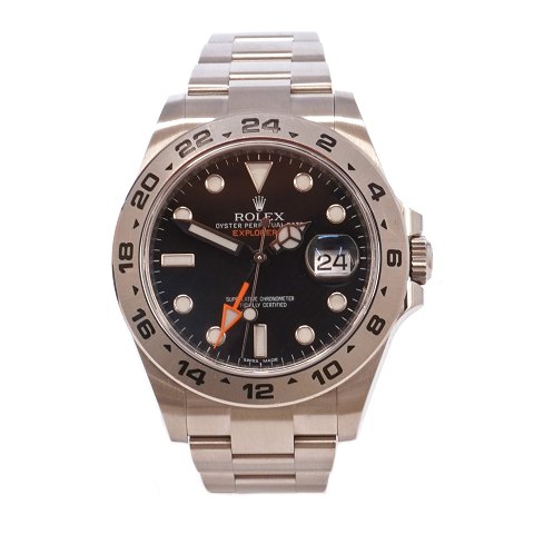 Rolex Explorer II ref. 216570 årgang 2021 med sort skive. Boks og certifikat dateret 25.04.26 medfølger. D: 42mm