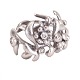Charlotte Lynggaard Flower ring i 18kt hvidguld med 6 diamanter. God stand. Stemplet Ole Lynggaard og Charlotte Lynggaard. Ringstr. 53
