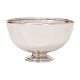 Stor Hans Hansen sølvskål signeret Hans Hansen dateret 1946. H: 11cm. D: 20cm. 
V: 730gr