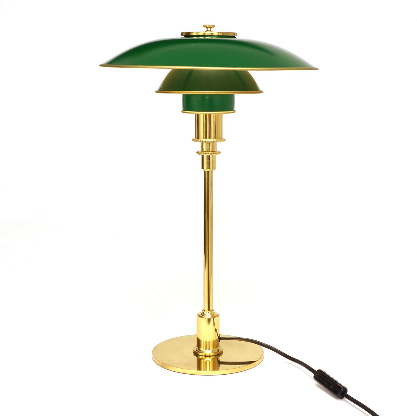 Aabenraa Antikvitetshandel * Poul Henningsen, 1894-1967: PH 3/2 bordlampe, grønlakerede metalskærme og st