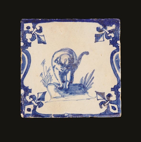 Dutch tile depicting an elephant. Holland circa 1640. 13x13cm