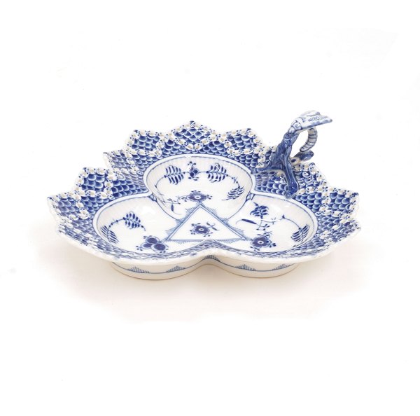 Royal Copenhagen: A blue fluted full lace dish. #1077. L: 23cm. W: 21cm