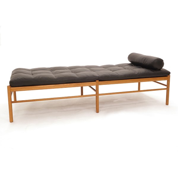 Ole Wanscher: OW 150 Daybed mit Untergestell aus Teak. Lederbezogen. L: 180cm