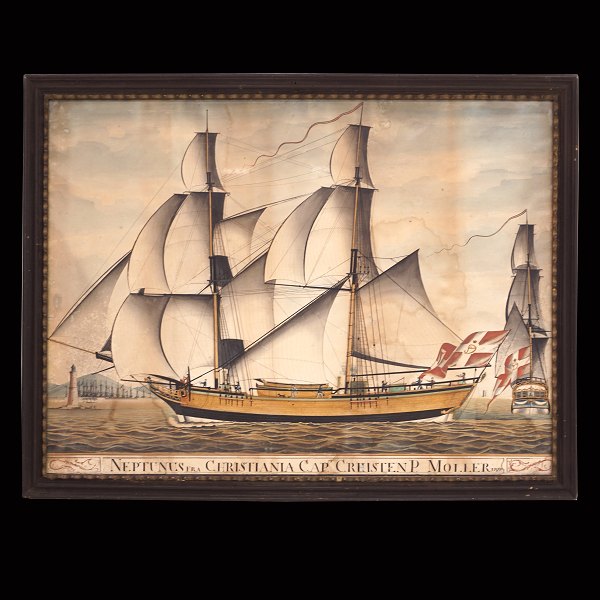 Skibsakvarel forestillende "Neptunus fra Christiania Capt Chresten P Moller 
1795". Hidrørende fra kaptajnsgård på Rømø. Lysmål: 47x64cm. Med ramme: 53x70cm