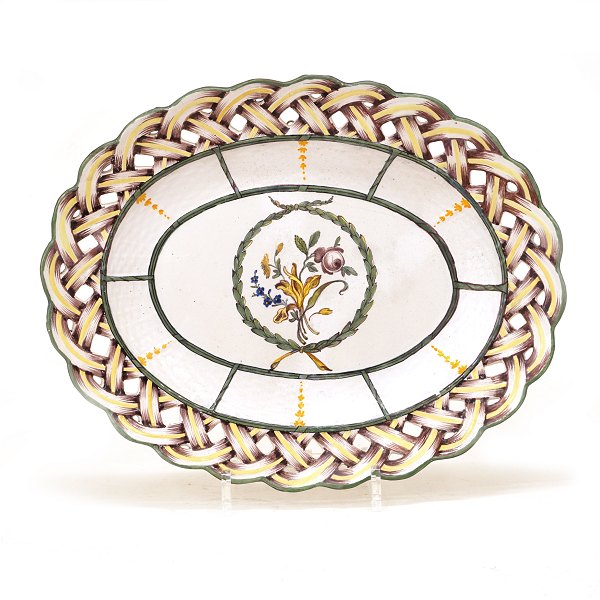 18th century Stralsund faience plate. Circa 1760. L: 36cm