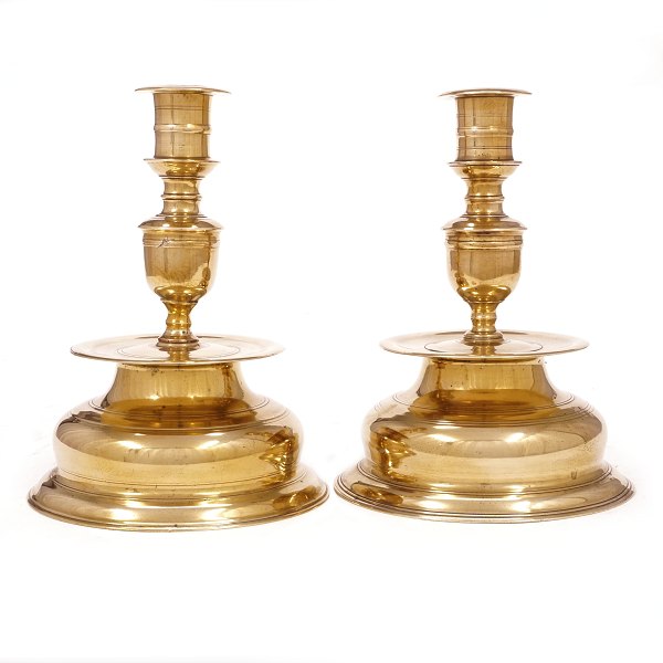 Pair of large Baroque bell shaped brass candlesticks. Denmark circa 1750. H: 
21cm. D base: 16cm