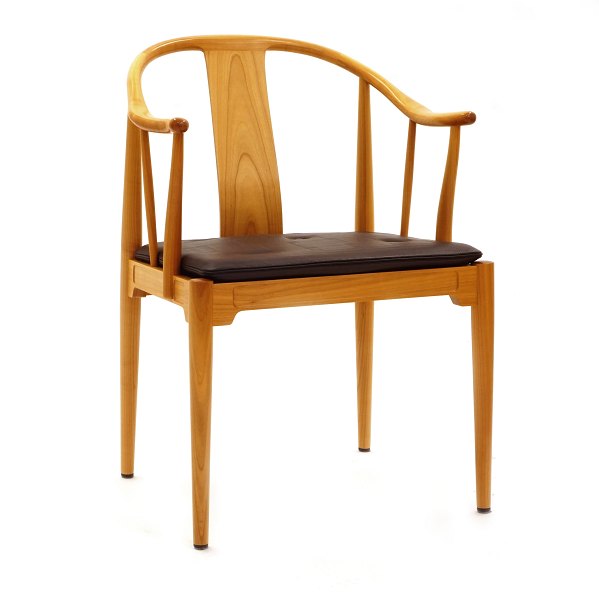 Hans Wegner China Chair light cherry wood. Manufactured at Fritz Hansen 2005. 
Nice condition