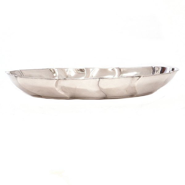 Kleiner Präsentierteller von Nicolai Langermann, Kopenhagen, 1748-1767Datiert 1753H: 3,7cm. L: 24cm. G: 298gr