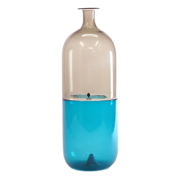 Tapio Wirkkala flaske vase fremstillet hos Venini, Murano 1986. Modelnummer 503. Signeret. H: 30cm. D: 10cm