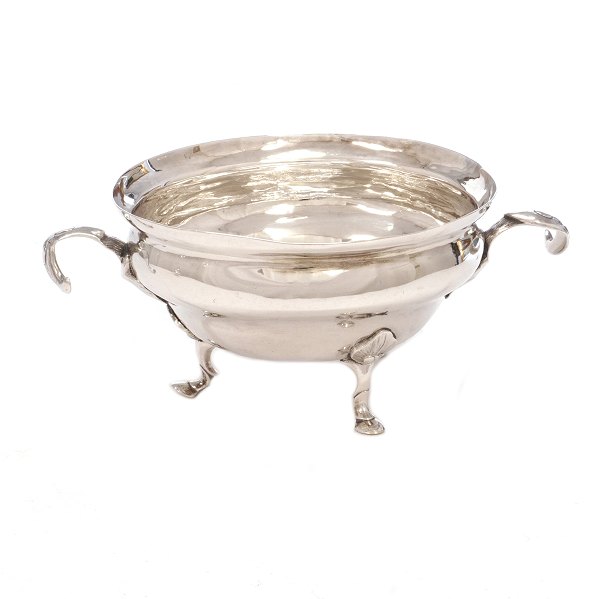 Zuckerschale aus Silber von Andreas Larsen, Kopenhagen um 1762.H: 7cm. D: 12,5cm